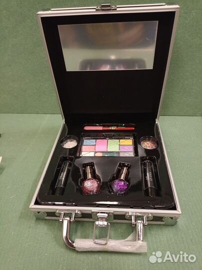 Детский подарочный набор для макияжа