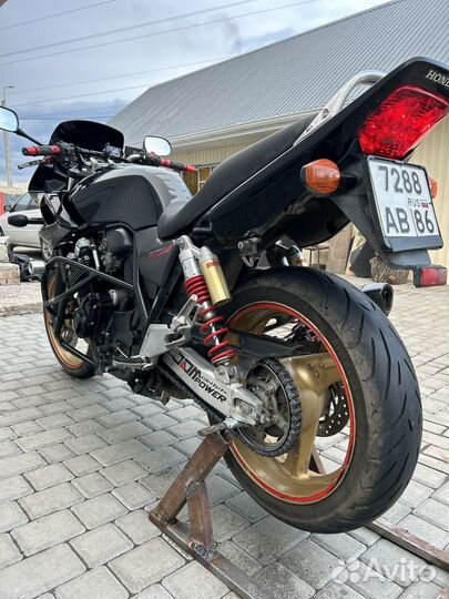 Honda CB400SF Boldor