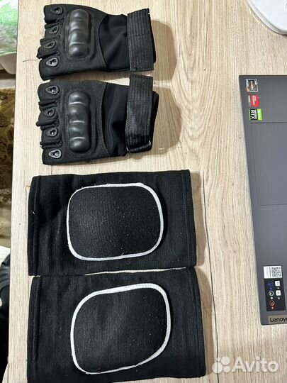 Наколенники и тактические перчатки