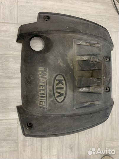 Крышка двигателя Kia