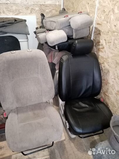 Панели и облицовка салона Toyota Premio ZZT240