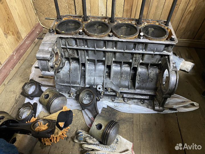 Блок На Москвич