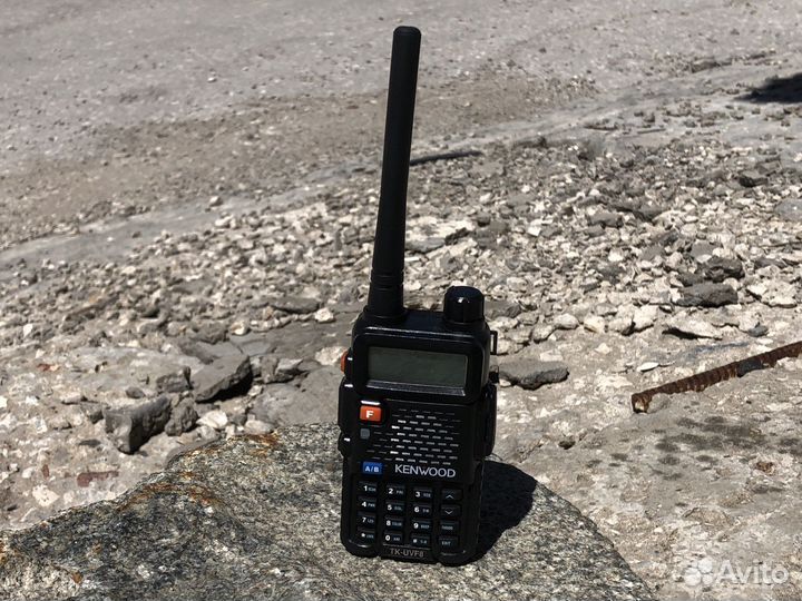 Рация kenwood tk f8 (без зарядного стакана)