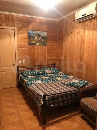 Гостевой дом 17 номеров с бассейном