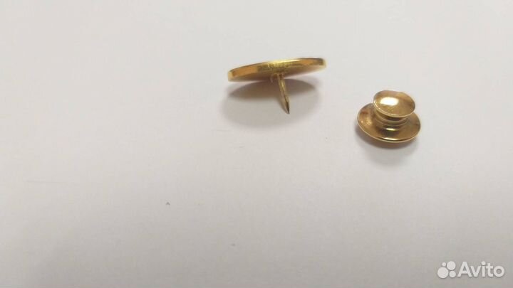 Продажа значка amway