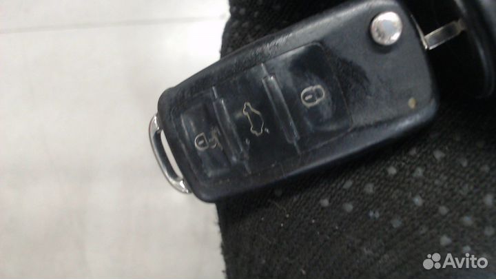 Замок зажигания Audi A8 (D3), 2003