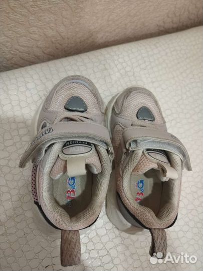 Кроссовки детские для девочки 23 размер