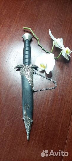 Подарочный нож для мужчины