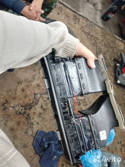 Дефлектор воздушный центральный для BMW 5