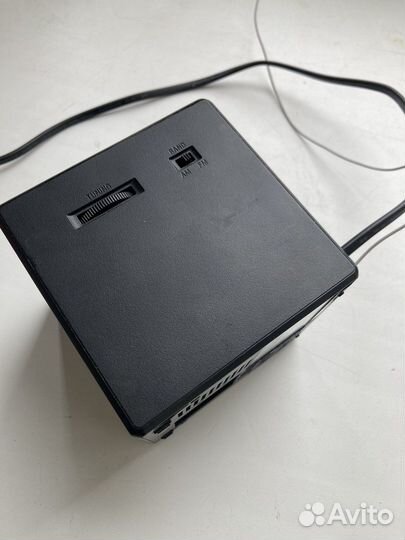 Радио часы будильник Sony ICF C1T