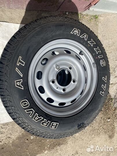 Грязевые колеса на Ниву 205/70R15