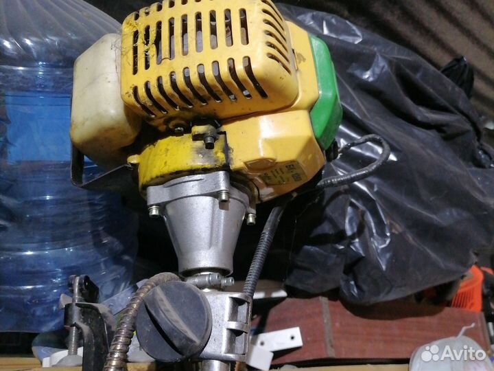 Лодочный мотор