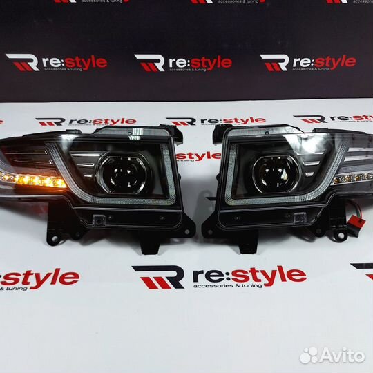 Фары Toyota FJ Cruiser Стиль Range Rover D1810