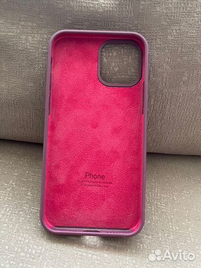 Чехол на iPhone 12