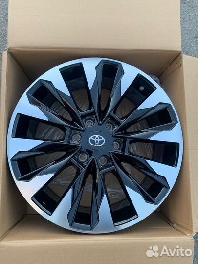 8,5x20 6x139,7 ET25 диски toyota r20