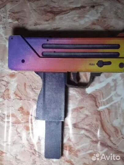 Пистоле-пулемёт резинкострел из CS GO