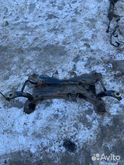 Подрамник передий Ford focus 2 дорест hxda