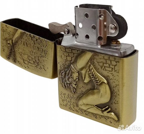 Зажигалка бензиновая zippo