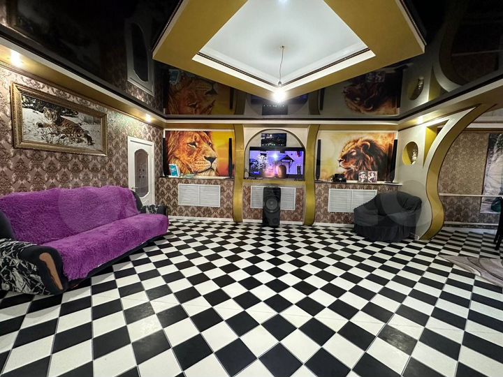 Дом 180 м² на участке 7,9 сот.