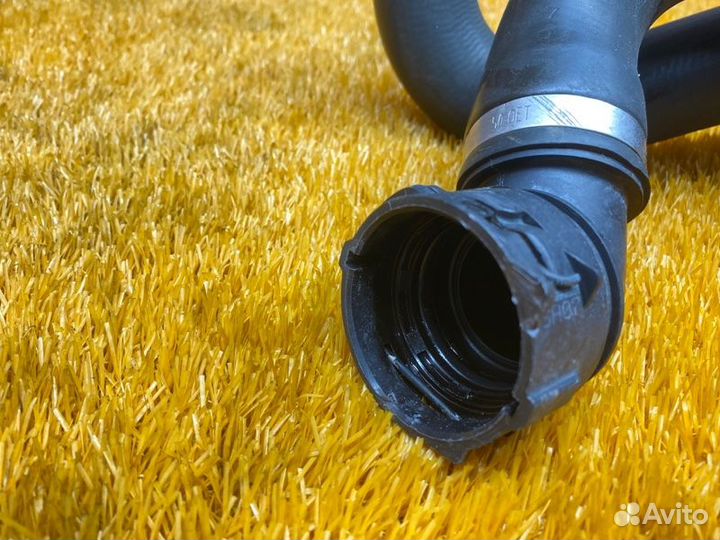 Патрубок радиатора нижний Porsche Cayenne 957