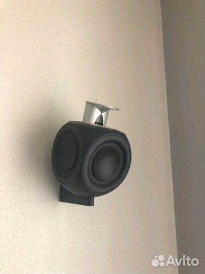 Акустика Bang & Olufsen с телевизором