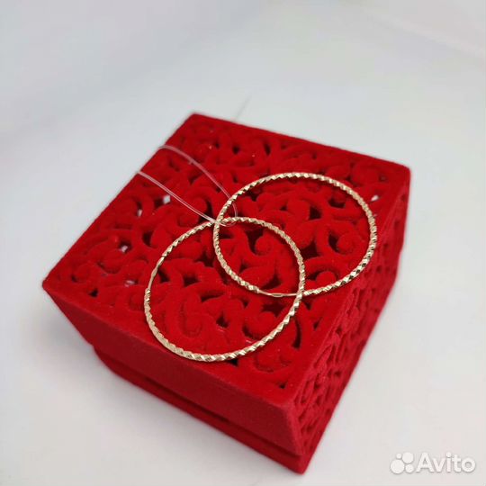Золотые серьги
