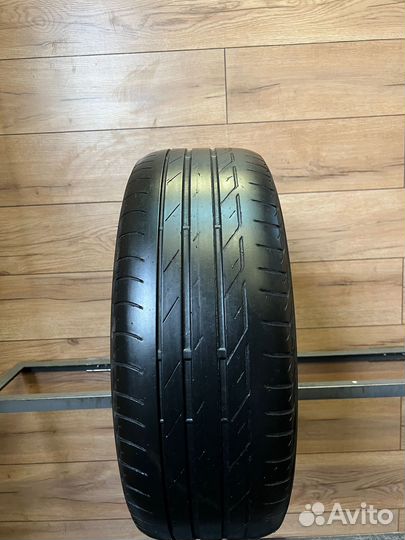 Bridgestone Turanza T001 205/55 R16 V