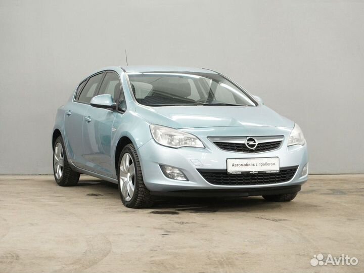 Opel Astra 1.6 AT, 2011, 142 803 км