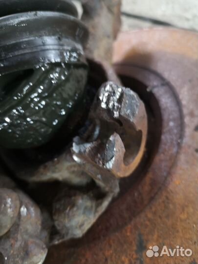 Кулак поворотный передний правый Peugeot 207cc VF3