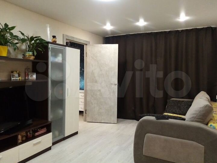 2-к. квартира, 42,9 м², 2/4 эт.