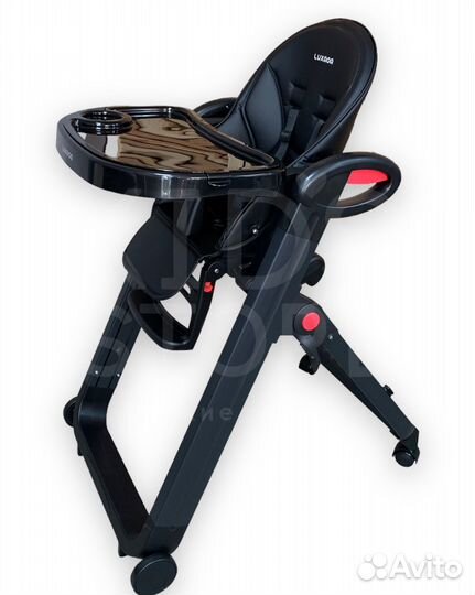 Стульчик шезлонг для кормления Luxmom b2