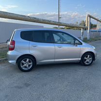 Honda Jazz 1.3 CVT, 2007, 156 777 км, с пробегом, цена 750 000 руб.