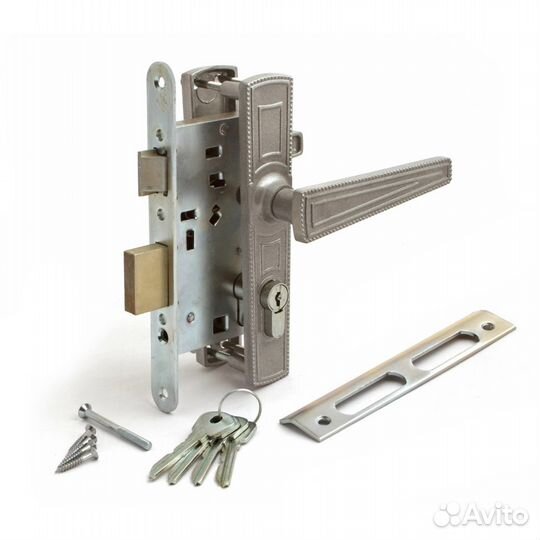 Замена установка врезка ремонт замка личинки ручки