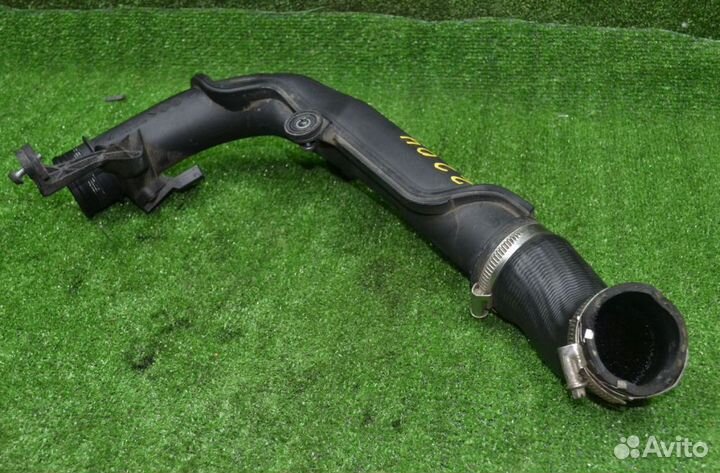 Патрубок интеркулера Audi / VW CFF cffa