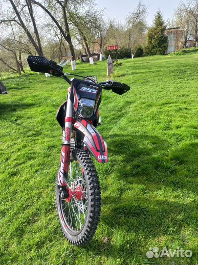 Новый мотоцикл PWR FZ 300