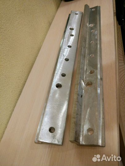 Усилители полозьев- рельс снегохода BRP 860201218