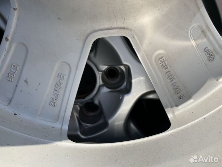 Оригинальные колеса на Audi Q5/SQ5 8R R17