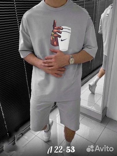 Футболка и шорты Nike