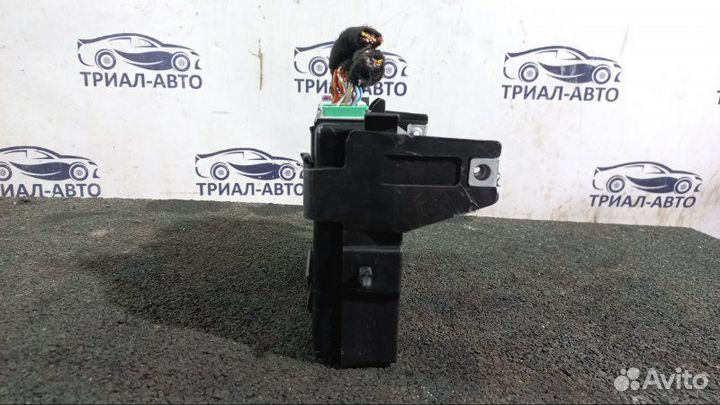 Chevrolet Captiva Блок