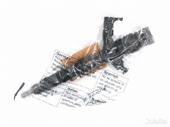 Форсунка топливная Denso 295900-0250 (23670-39435)