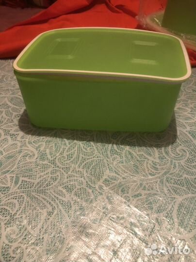 Контейнер tupperware