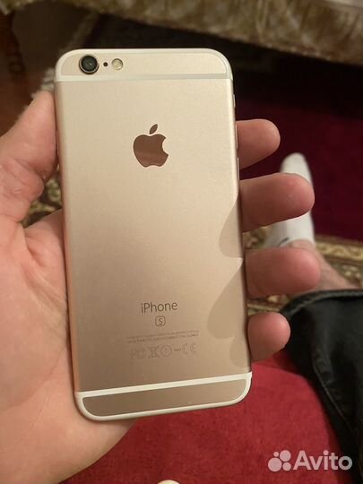 Телефон iPhone 6s