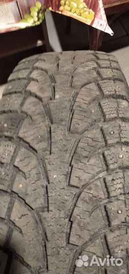 Hankook Radial RA10 2.25/65 R17