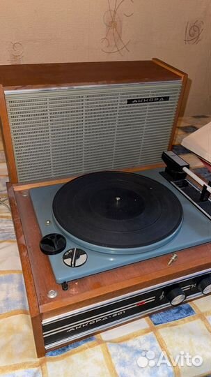 Виниловый проигрыватель СССР