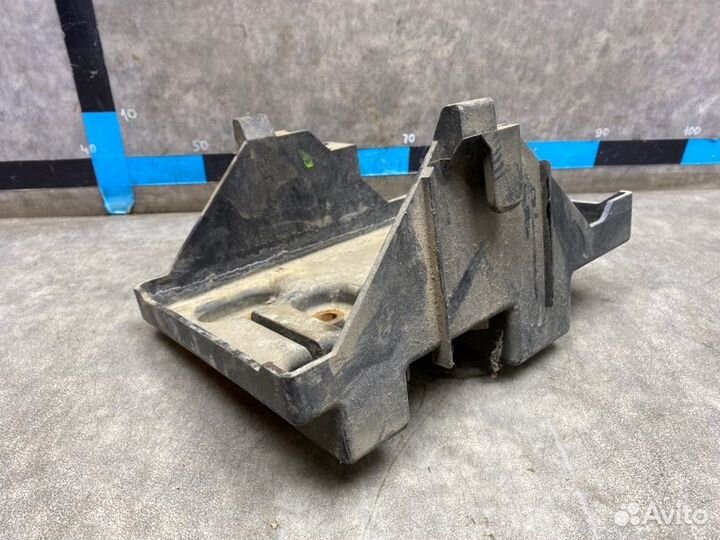 Площадка под аккумулятор Mazda Cx-7 2.3 L3VDT