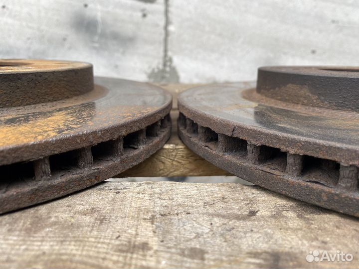 Передние тормозные диски mitsubishi lancer 10