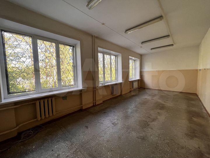 Свободного назначения, 1000 м²