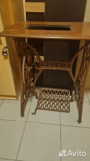 Швейная машина зингер Singer