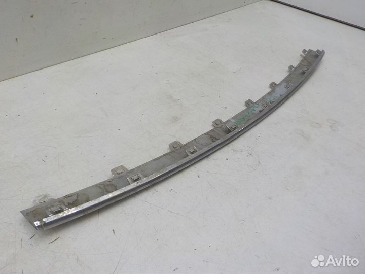 Накладка бампера переднего на Mercedes-Benz W205 (C-Klasse) A2058859102