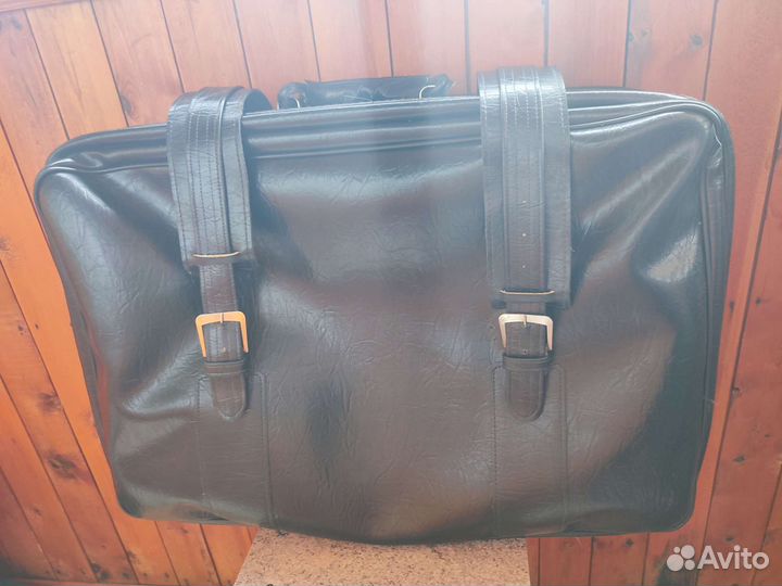 Чемоданы времен СССР